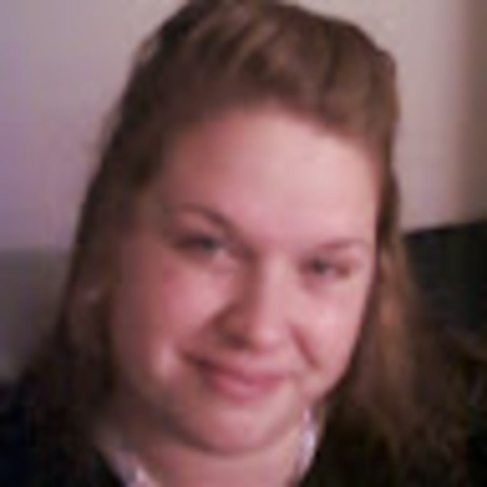 Meet your Posher, Crystal
